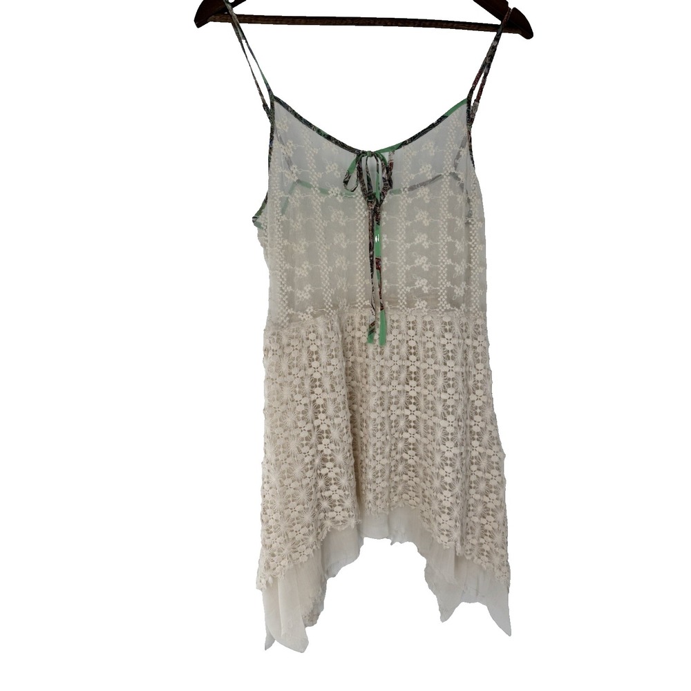 G by BKE Tank Top M Cream Sheer Floral Lace Handkerchief Hem Boho Fairy festival